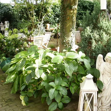 Am Glockenturm فندق 3*